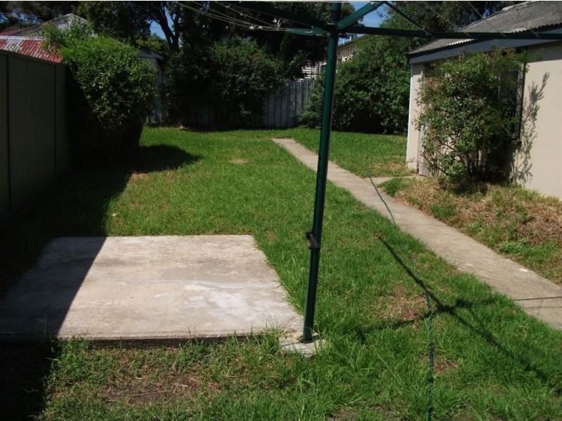 109 Woodstock Street, Mayfield NSW 2304