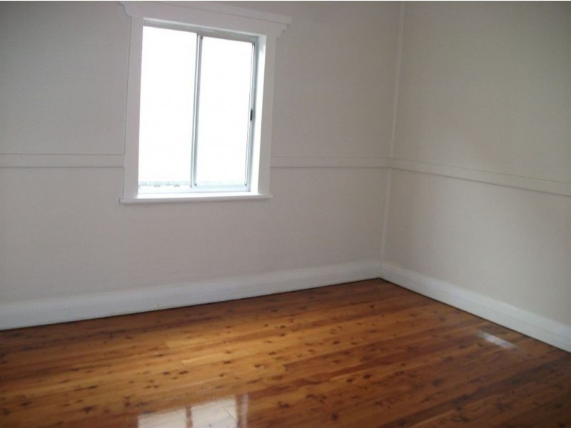 18 Rawson Street, Mayfield NSW 2304