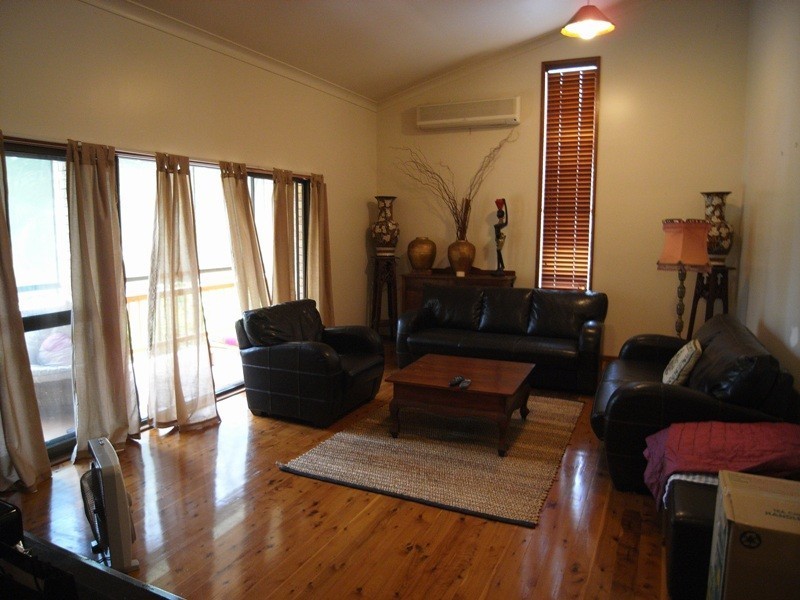 4 Harden Close, Adamstown Heights NSW 2289