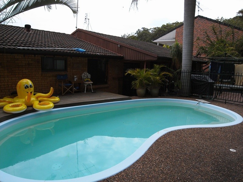 4 Harden Close, Adamstown Heights NSW 2289