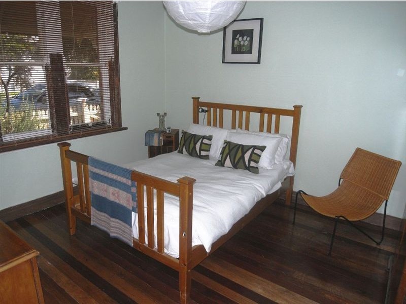 65 Barton Street, Mayfield NSW 2304