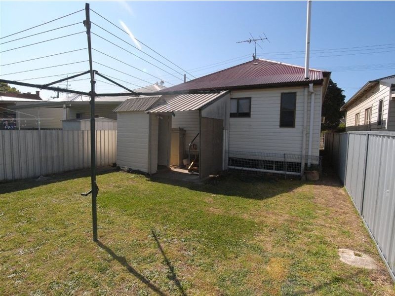 95 Macquarie Street, Mayfield NSW 2304