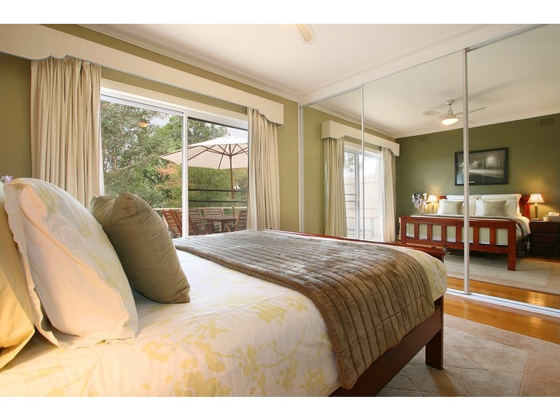 10 Wicklow Avenue, Croydon VIC 3136