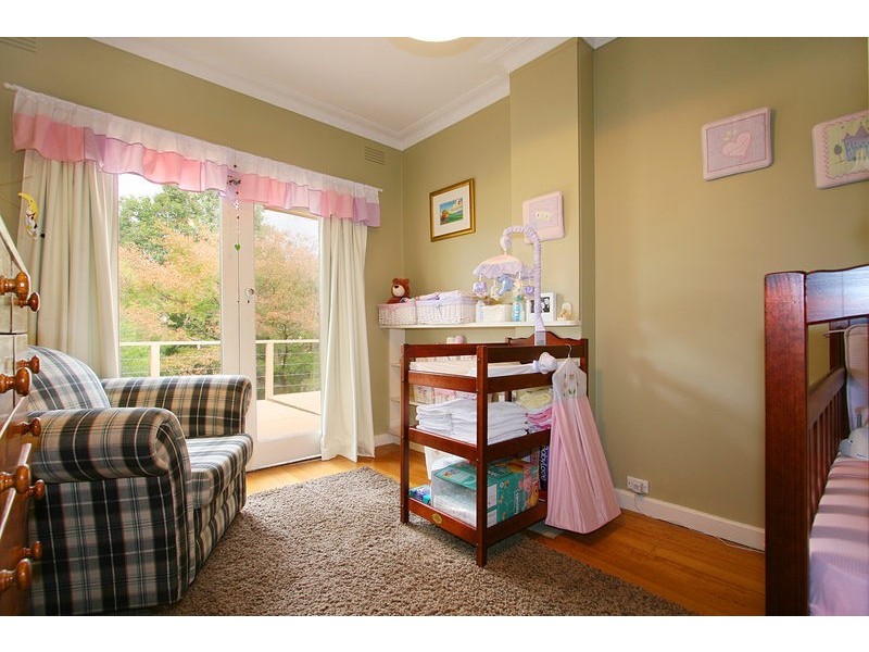 10 Wicklow Avenue, Croydon VIC 3136