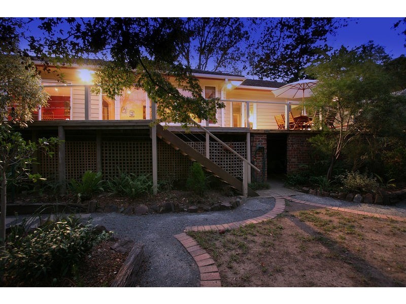 10 Wicklow Avenue, Croydon VIC 3136