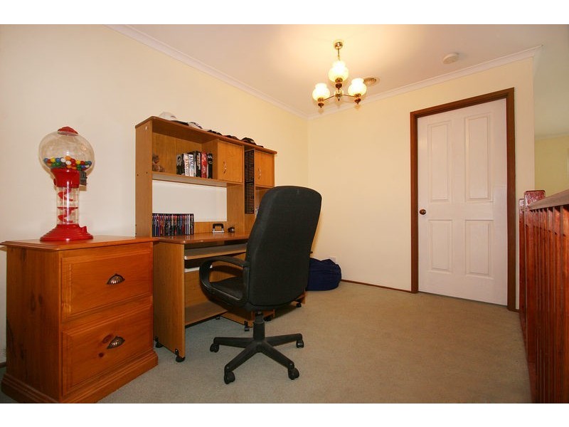 6 Graham Avenue, Kilsyth VIC 3137