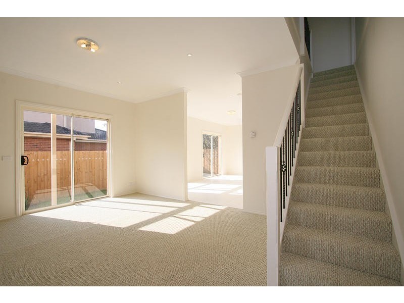 3/2 Wadi Street, Boronia VIC 3155