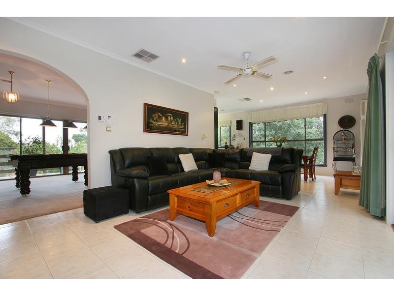 4 Montclaire Court, Boronia VIC 3155