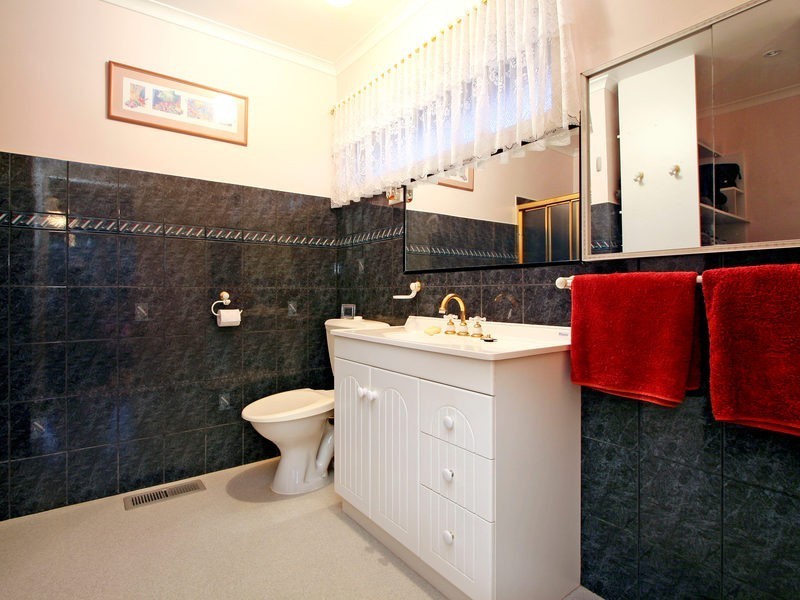 52 Daffodil Road, Boronia VIC 3155