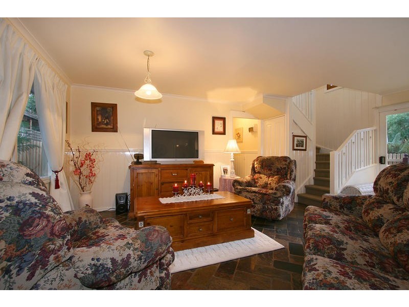 18 Mount View Road, Boronia VIC 3155