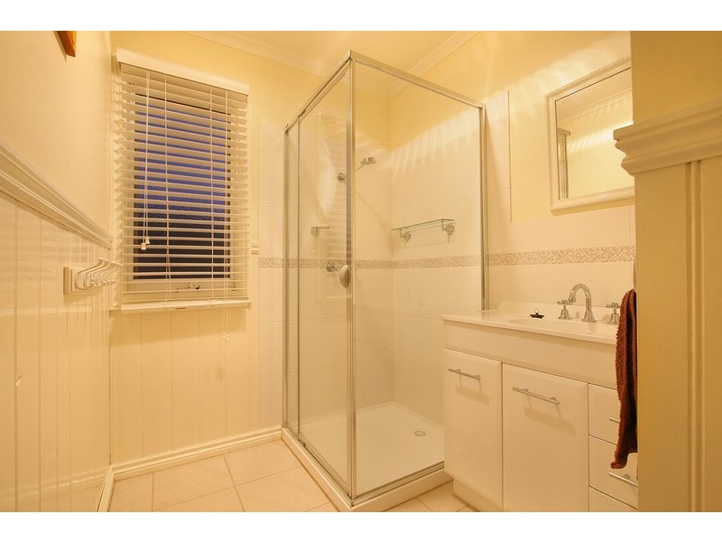 18 Mount View Road, Boronia VIC 3155