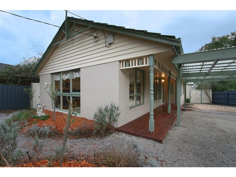 72 Edina Road, Ferntree Gully VIC 3156