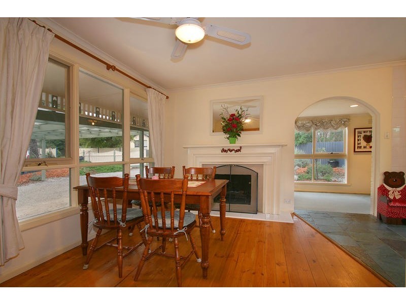 72 Edina Road, Ferntree Gully VIC 3156