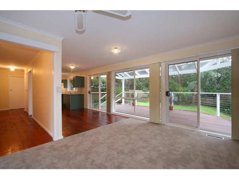 6 Shalimar Crescent, Boronia VIC 3155