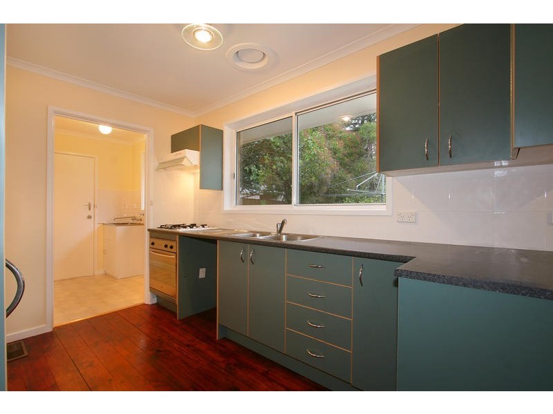 6 Shalimar Crescent, Boronia VIC 3155