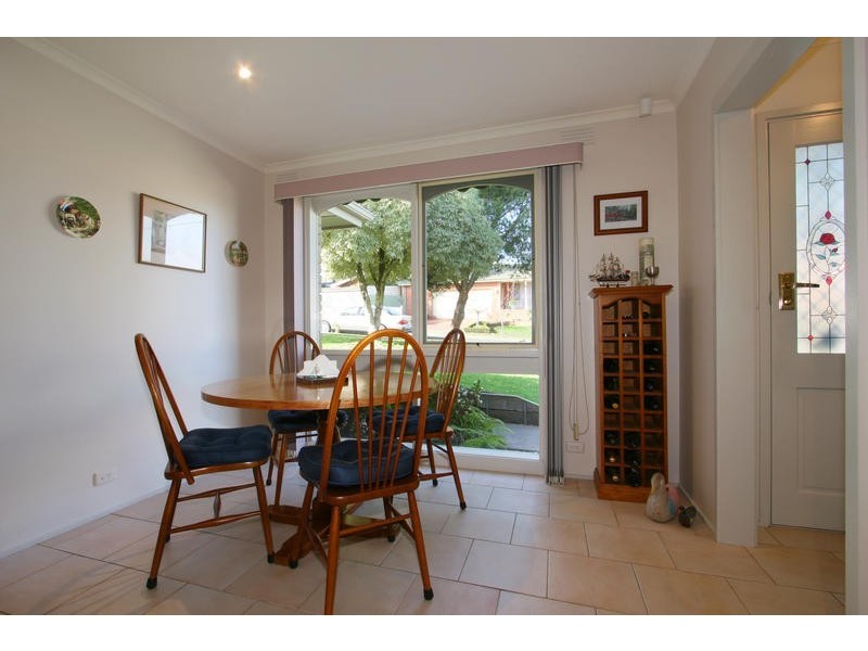 4 Wes Crescent, Ferntree Gully VIC 3156