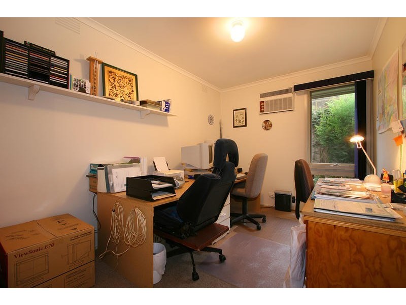 4 Wes Crescent, Ferntree Gully VIC 3156