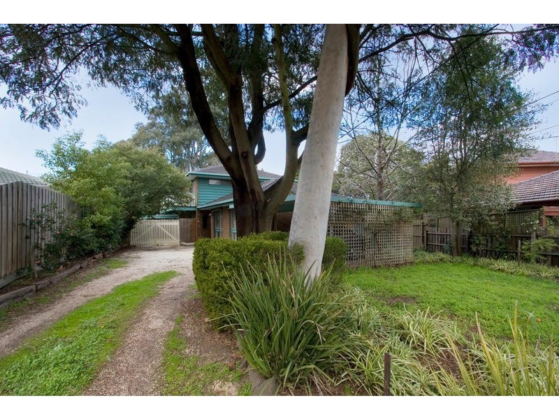 7 Faversham Square, Ferntree Gully VIC 3156