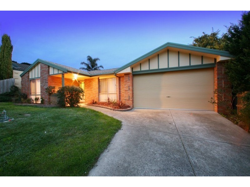 4 Jodie Place, Kilsyth South VIC 3137