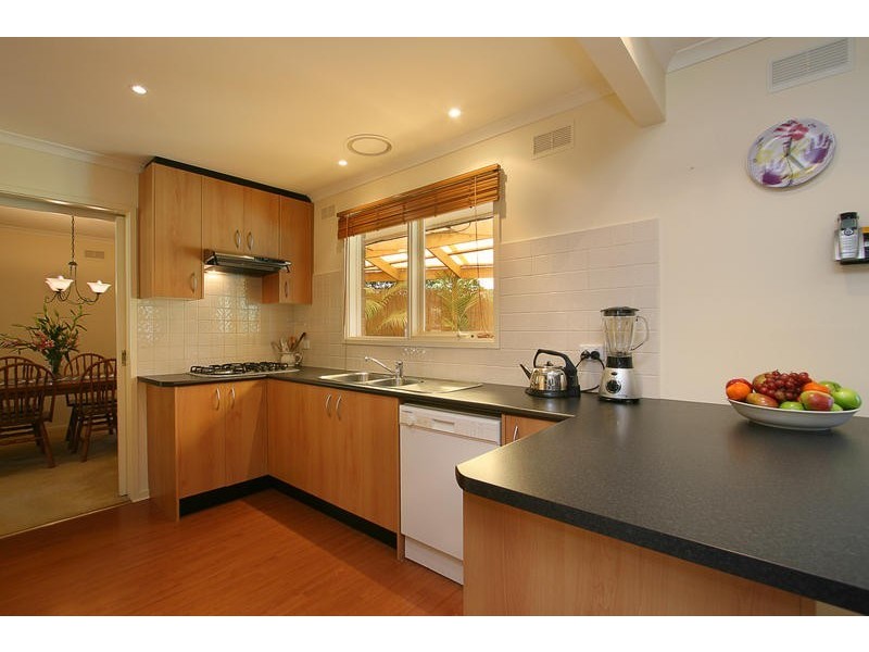 34 Chestnut Avenue, Ferntree Gully VIC 3156