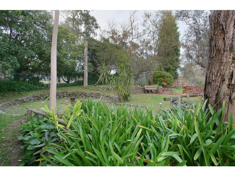 17 Wells Avenue, Boronia VIC 3155