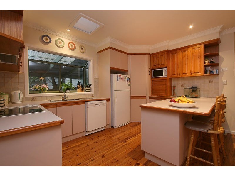 30 Francis Crescent, Ferntree Gully VIC 3156