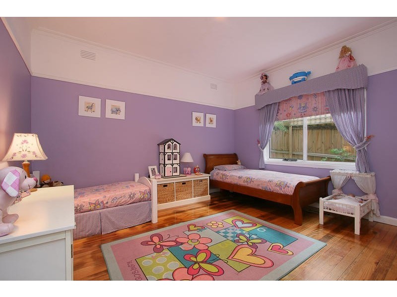 18 Byrne Road, Bayswater North VIC 3153