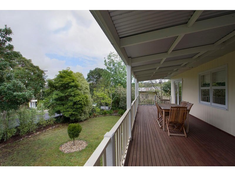 18 Byrne Road, Bayswater North VIC 3153