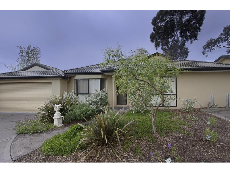 2/14 Ash Grove, Bayswater VIC 3153