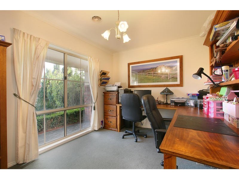 40 Sunset Drive, Kilsyth South VIC 3137