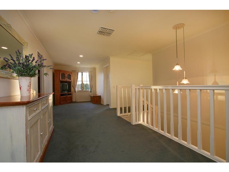 40 Sunset Drive, Kilsyth South VIC 3137