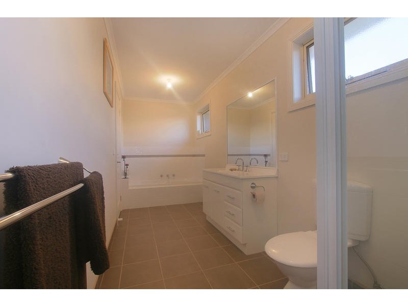 3/8 Myrtle Street, Bayswater VIC 3153