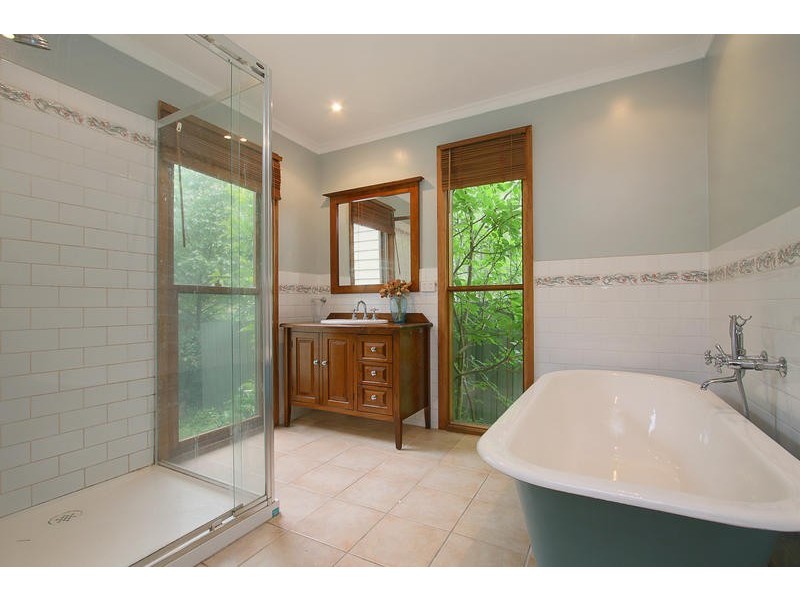 22 Janiesleigh Rd, Upper Ferntree Gully VIC 3156