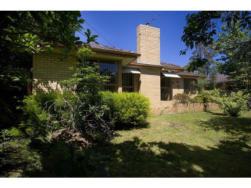18 Cherrytree Rise, Knoxfield VIC 3180