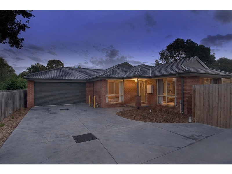 2/3 Wiltshire Avenue, Bayswater VIC 3153