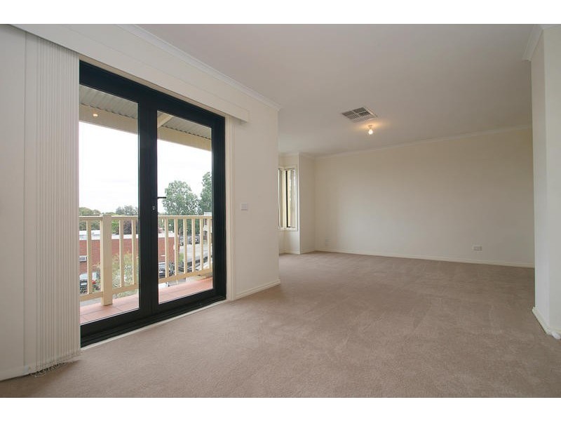 4/11 Chandler Road, Boronia VIC 3155