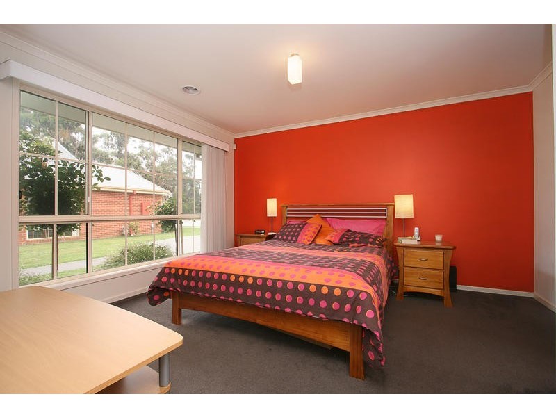 21 Bond Street, Ferntree Gully VIC 3156