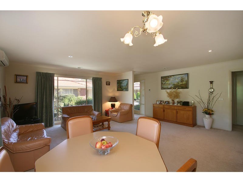 2/152 Underwood Road, Ferntree Gully VIC 3156