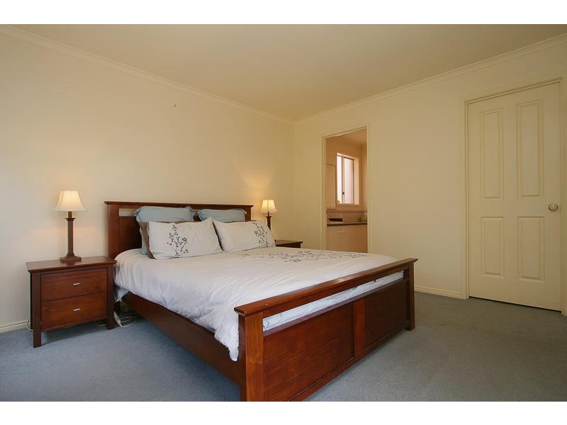 2/74 Gertonia Avenue, Boronia VIC 3155