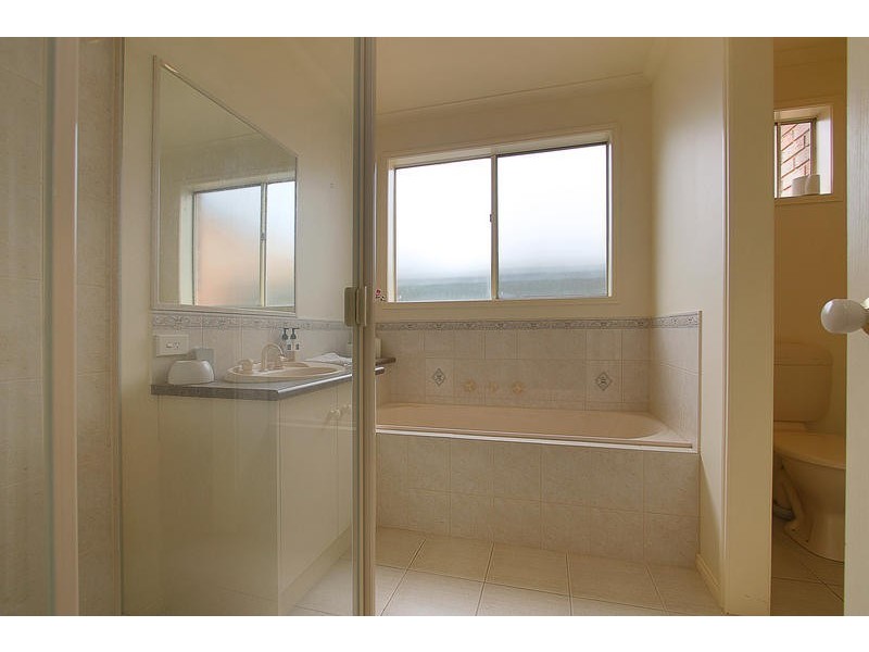 2/74 Gertonia Avenue, Boronia VIC 3155