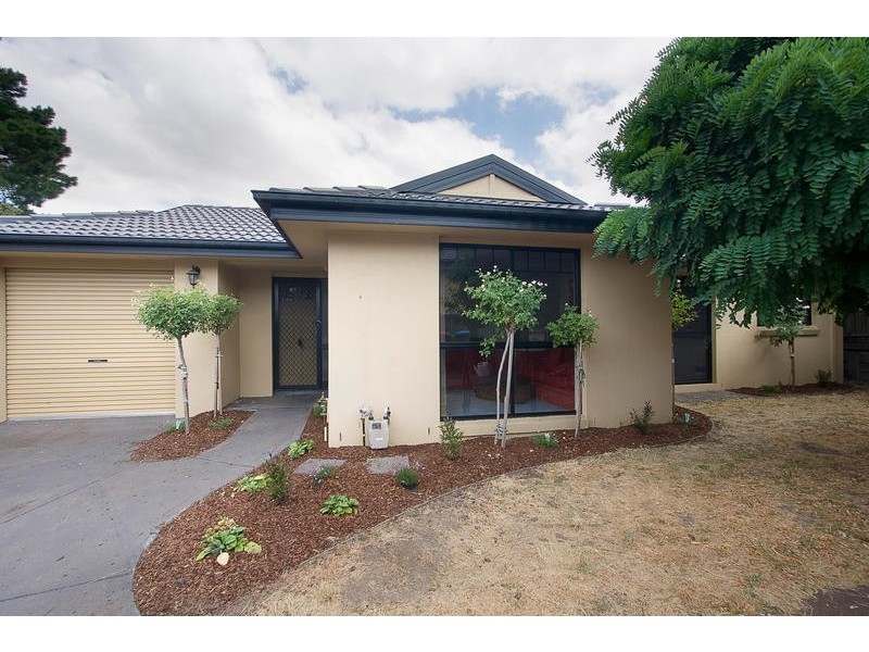 2/450 Boronia Road, Wantirna South VIC 3152