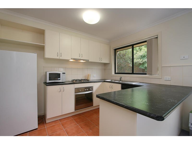 2/450 Boronia Road, Wantirna South VIC 3152