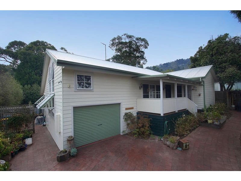 5A Clematis Avenue, Ferntree Gully VIC 3156