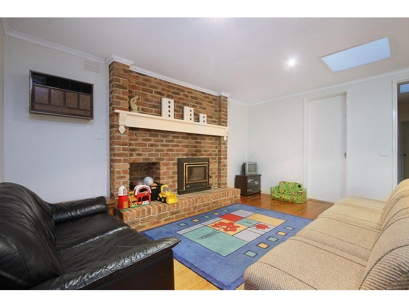 15 Leslie Avenue, Boronia VIC 3155