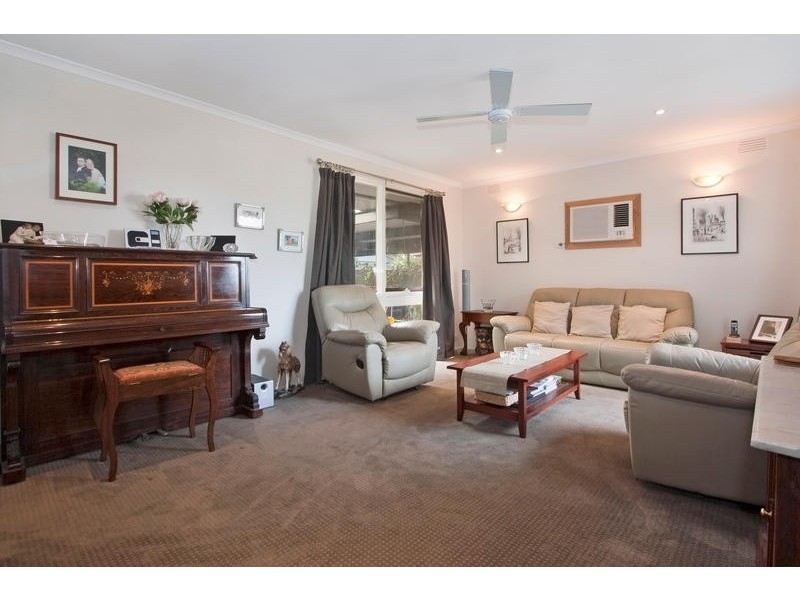 14 St Andrews Road, Bayswater VIC 3153