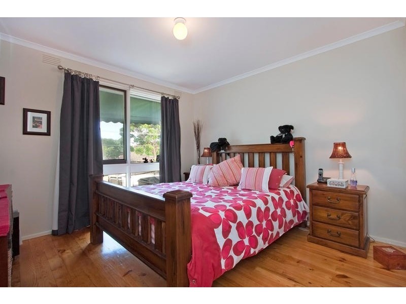 14 St Andrews Road, Bayswater VIC 3153