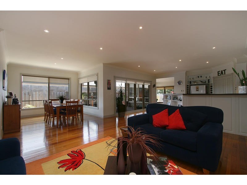 31 Regency Drive, Kilsyth South VIC 3137