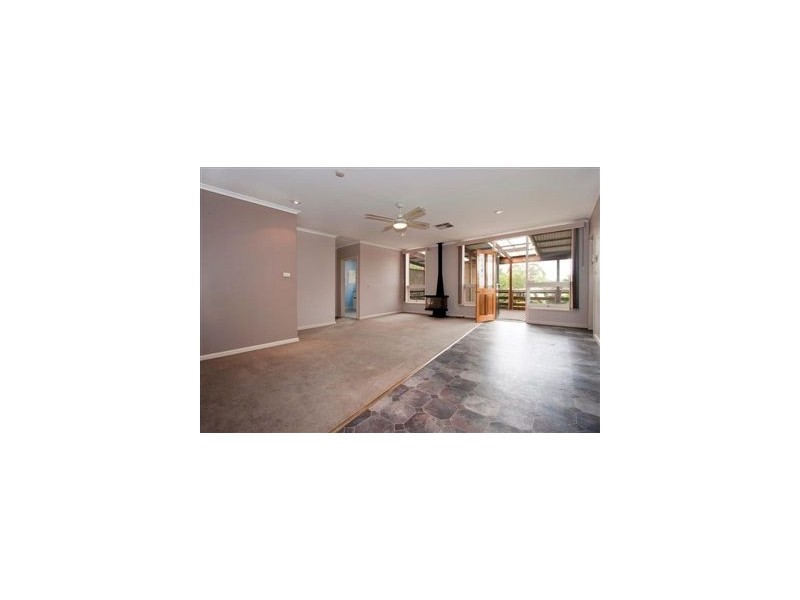 17 Laurel Avenue, Boronia VIC 3155