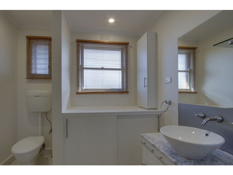 2/217A Boronia Road, Boronia VIC 3155