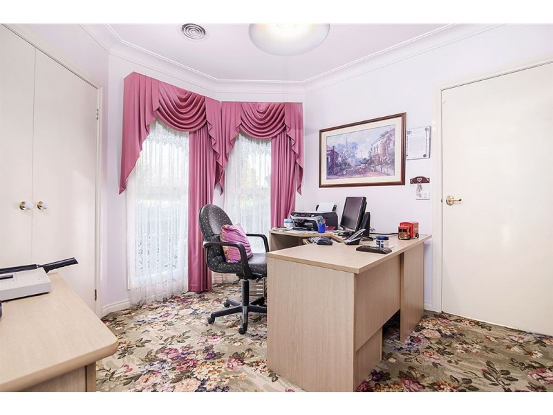 1B Gwyn Crescent, Boronia VIC 3155